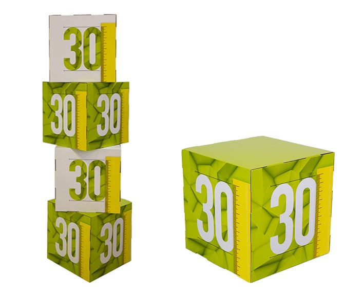 Stackable cubes closed | Different sizes | set of 4 cubes