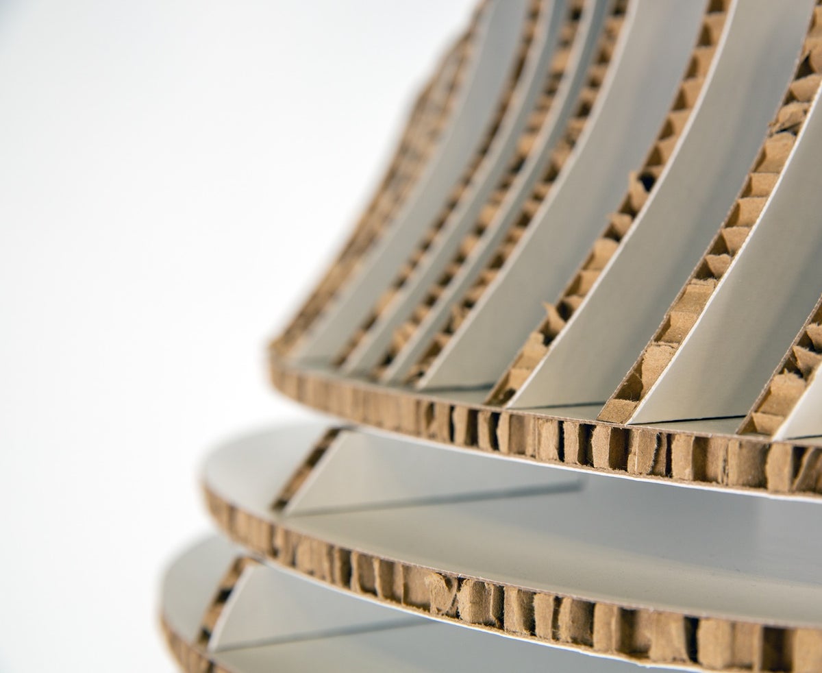 Re-board mannequin | Brown